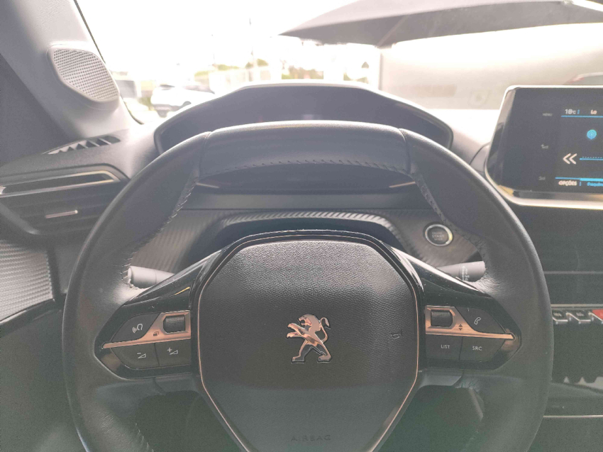 peugeot 208 1.6 16v flex allure at6 4p automatico 2022