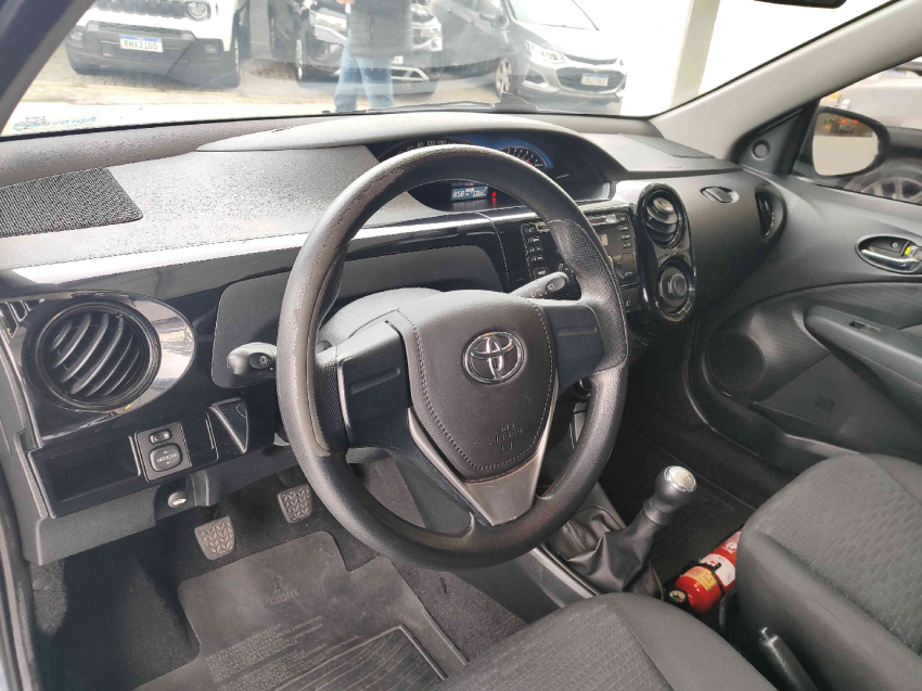 toyota etios 1.3 x 16v flex 4p manual 2016