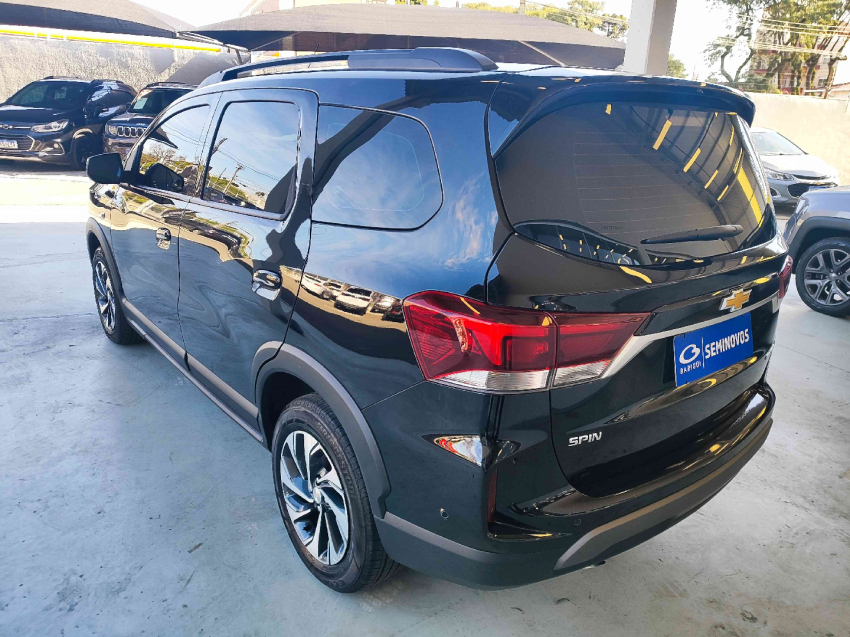 chevrolet spin 1.8 flex automatico 2025