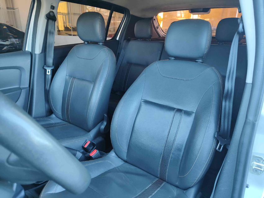 renault sandero 1.6 stepway 8v flex 4p manual 2015