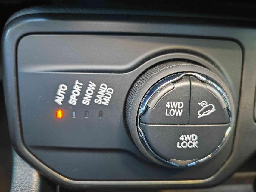 jeep renegade 1.3 t270 turbo flex s 4x4 at9 4p automatico 2022
