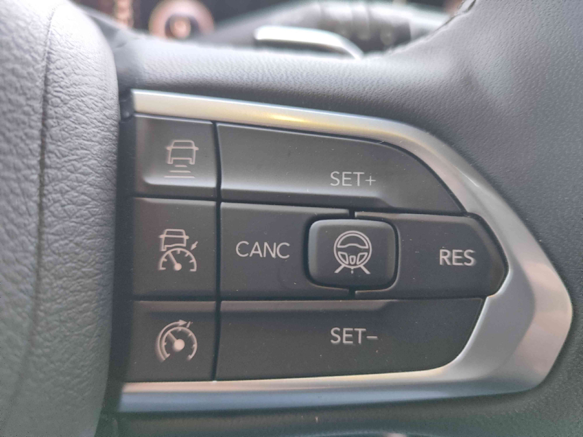 jeep compass 1.3 16v flex night eagle 4x2 automatico 4p 2025