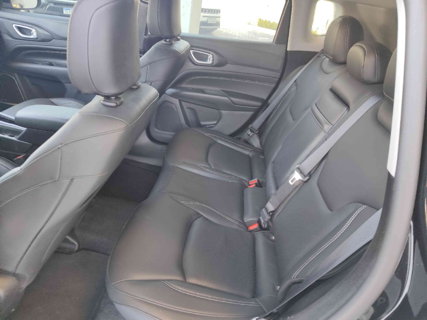 jeep compass 1.3 16v flex night eagle 4x2 automatico 4p 2025