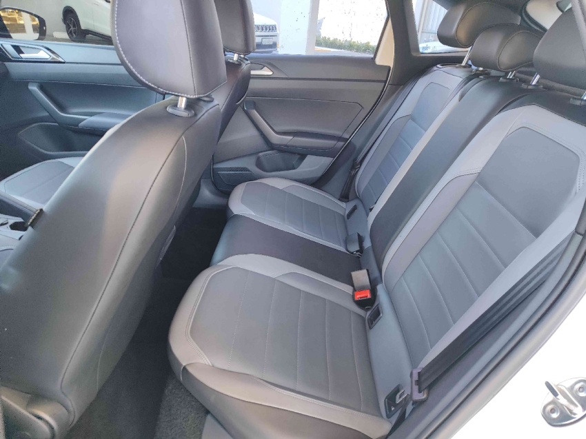 volkswagen nivus 1.0 200 tsi total flex highline automatico 4p 2023