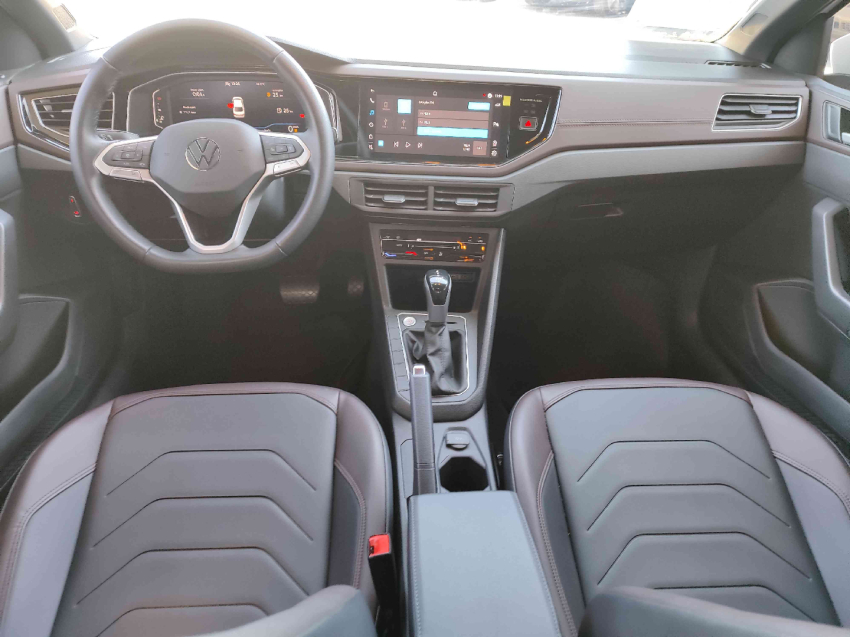 volkswagen virtus 1.0 200 tsi highline automatico flex 4p 2024