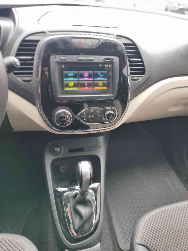 renault captur 1.6 16v sce flex intense x-tronic 4p automatico 2020