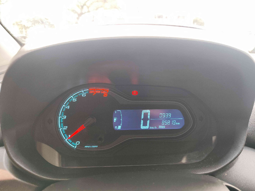 chevrolet onix 1.0 mpfi lt 8v flex 4p manual 2013
