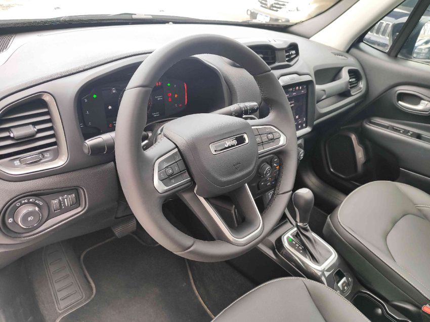 jeep renegade flex automatico 2025