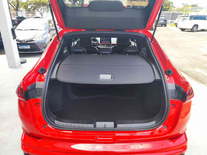 fiat fastback 1.3 turbo 270 flex abarth at6 gasolina 4p automatico 2025