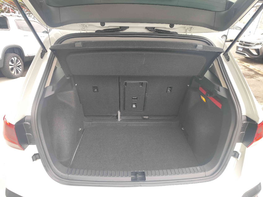 volkswagen taos 1.4 250 tsi total flex comfortline automatico 4p 2022
