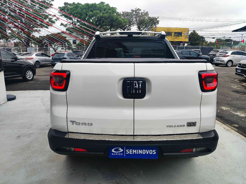 fiat toro 1.3 turbo 270 flex volcano at6 4p automatico 2022