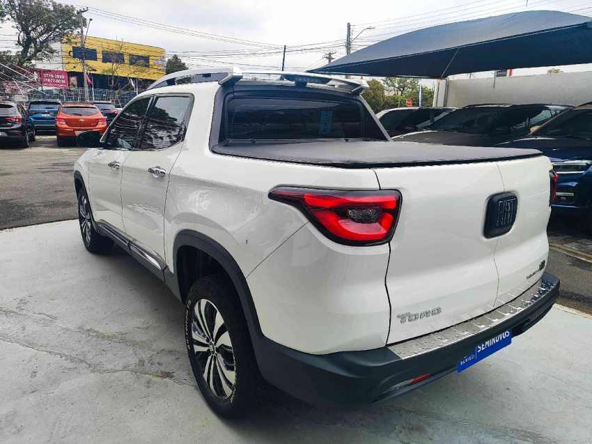 fiat toro 1.3 turbo 270 flex volcano at6 4p automatico 2022