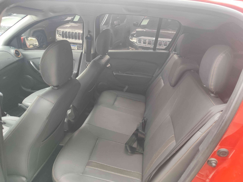 renault sandero 1.6 stepway 8v flex 4p manual 2016