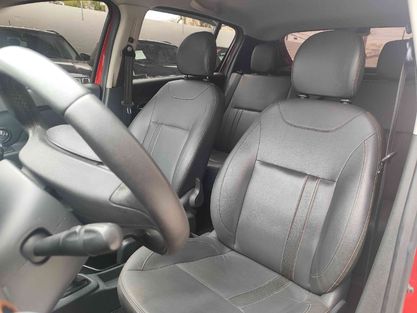 renault sandero 1.6 stepway 8v flex 4p manual 2016