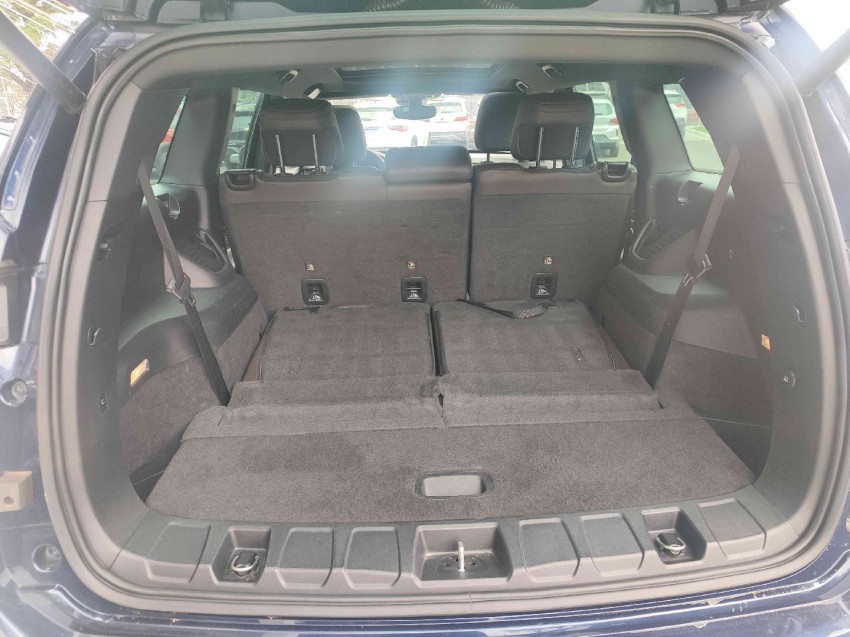 jeep commander 2.0 td380 turbo diesel overland at9 4p automatico 2022