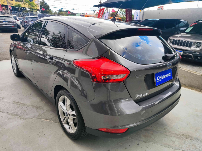 ford focus 1.6 se 16v flex 4p manual 2018