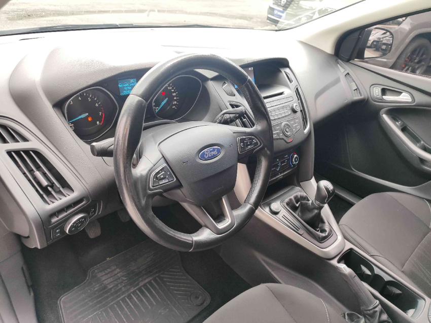 ford focus 1.6 se 16v flex 4p manual 2018