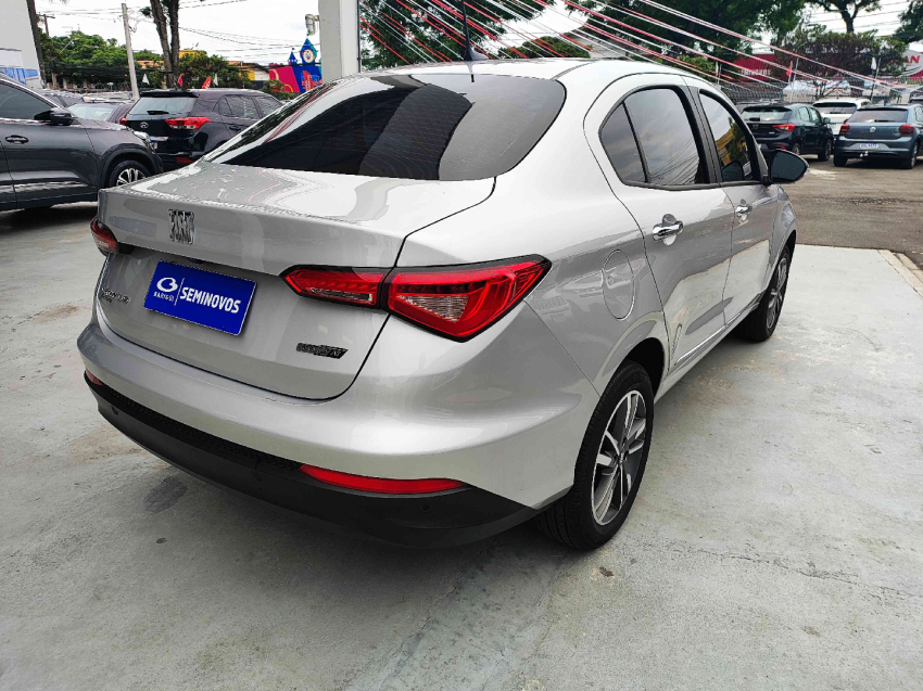 fiat cronos 1.3 firefly flex precision cvt 4p automatico 20235