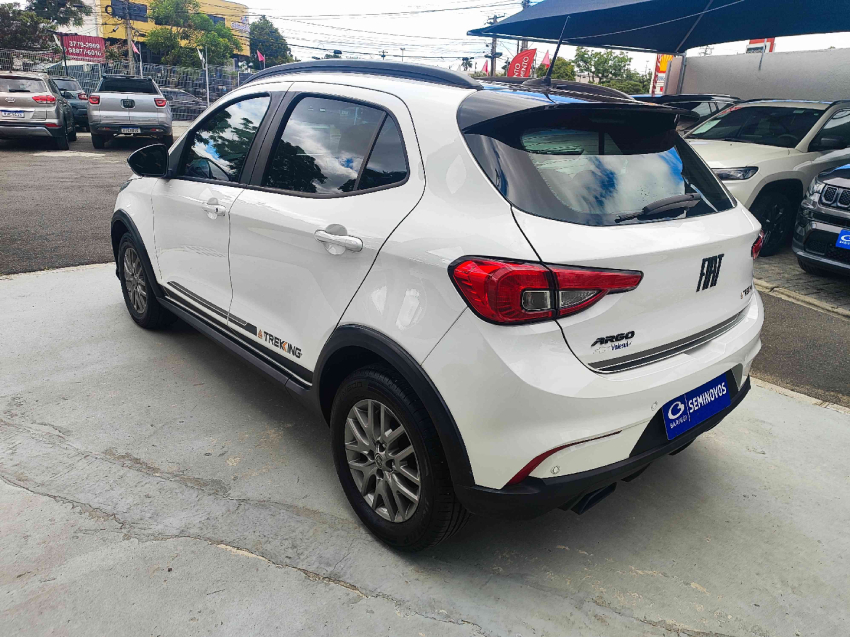 fiat argo 1.3 firefly flex trekking manual 4p 20203