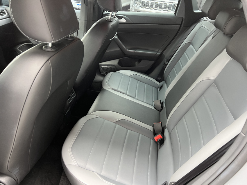 volkswagen nivus 1.0 200 tsi total flex highline automatico 4p 20249