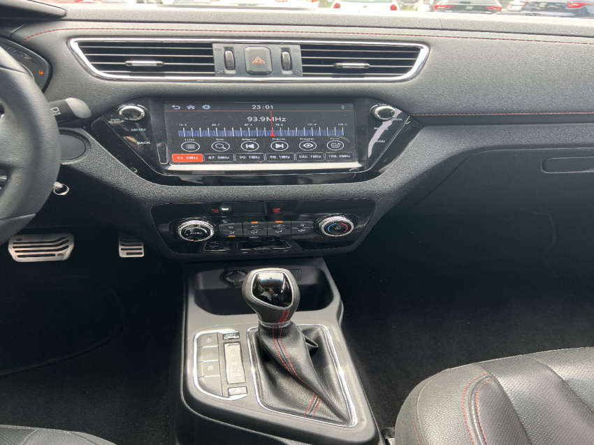 jac t40 1.6 16v gasolina 4p cvt automatico 201913