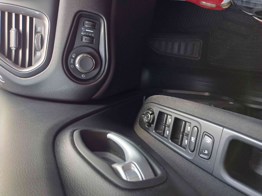 jeep renegade 1.3 t270 turbo flex at6 4p automatico 202413