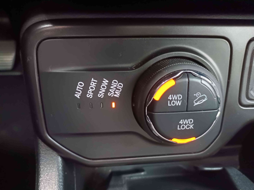 jeep renegade 1.3 t270 turbo flex s 4x4 at9 4p automatico 202218