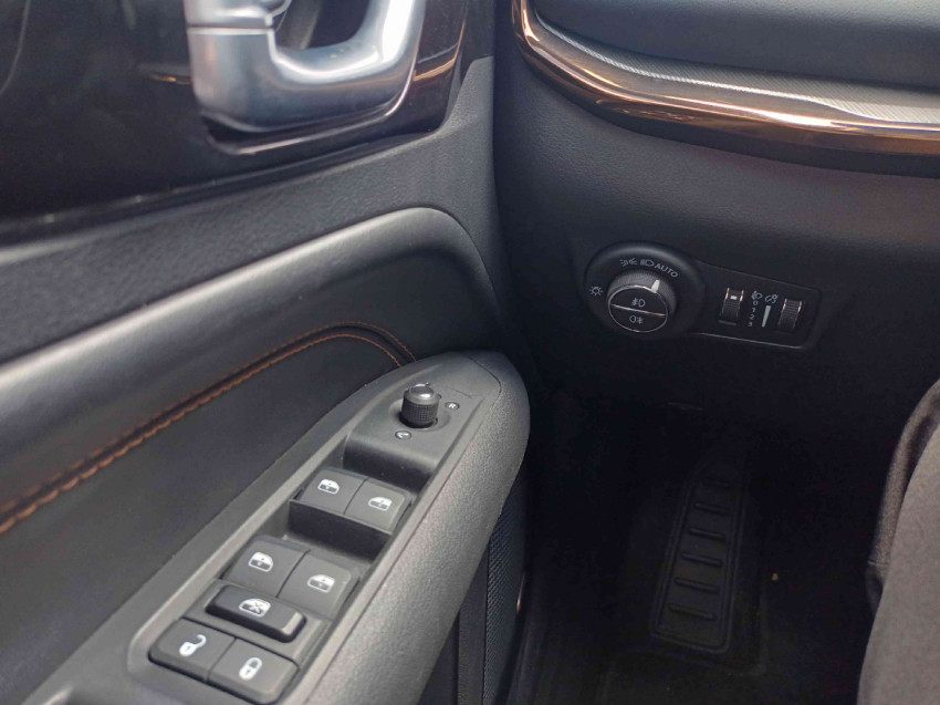 jeep compass 1.3 t270 turbo flex longitude at6 4p automatico 202214