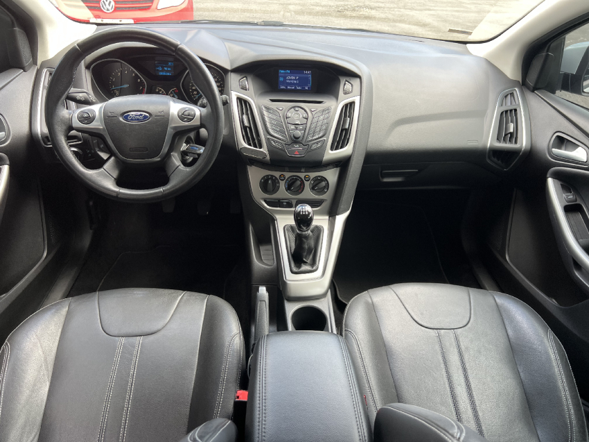 ford focus 1.6 se 16v flex 4p manual 20017