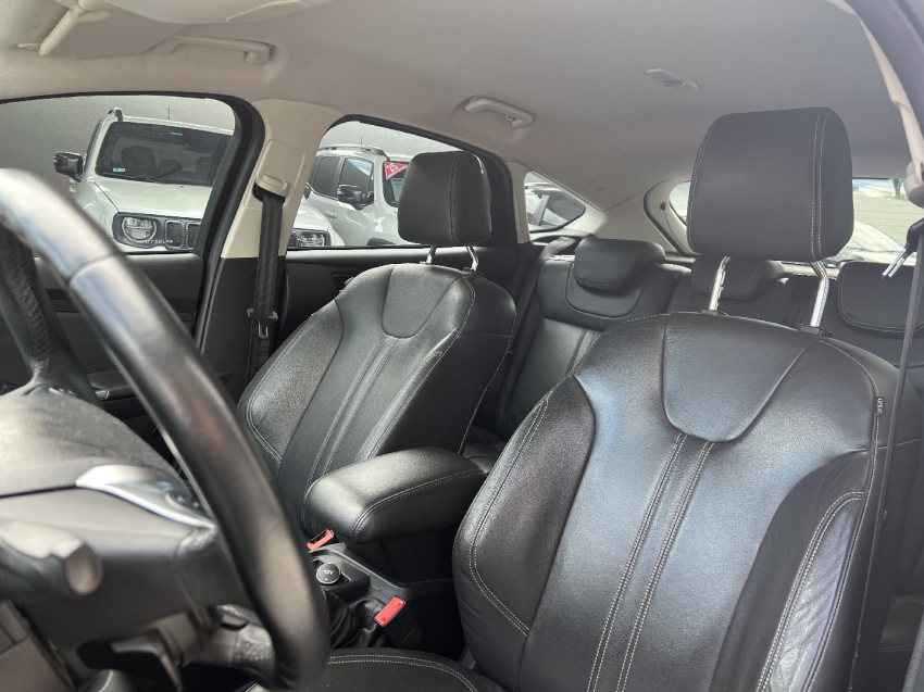 ford focus 1.6 se 16v flex 4p manual 20018