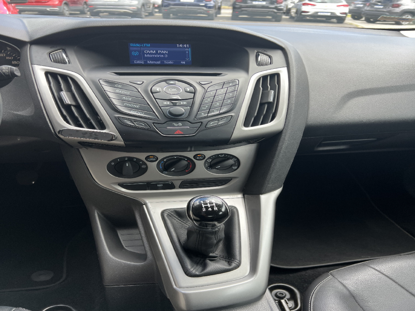 ford focus 1.6 se 16v flex 4p manual 200113