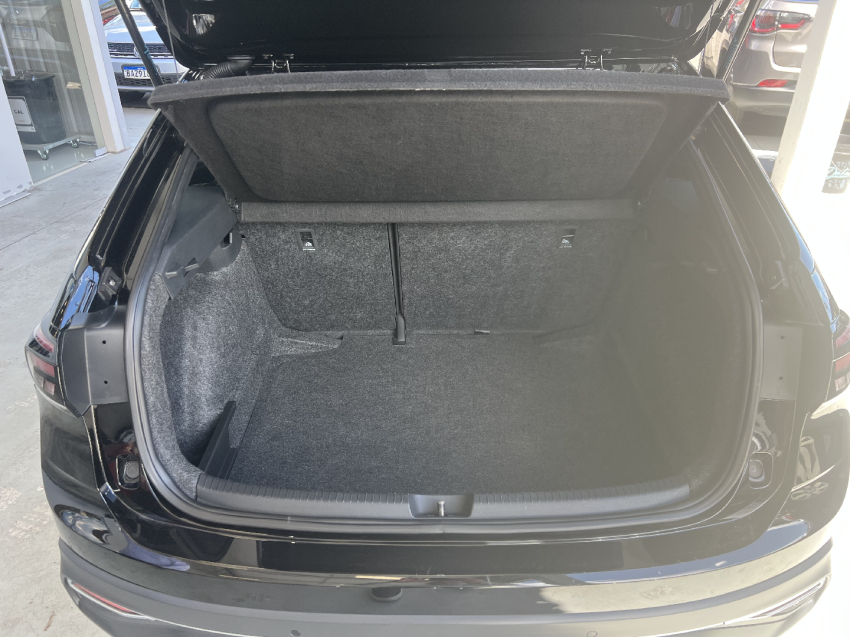 volkswagen nivus 1.0 200 tsi total flex highline automatico 4p 20216