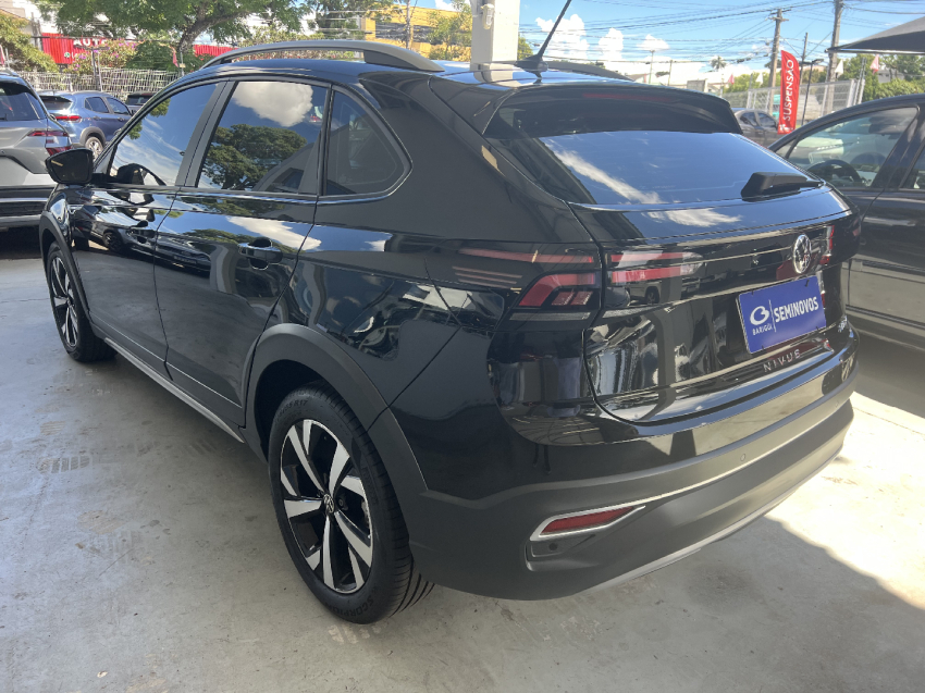 volkswagen nivus 1.0 200 tsi total flex highline automatico 4p 20215