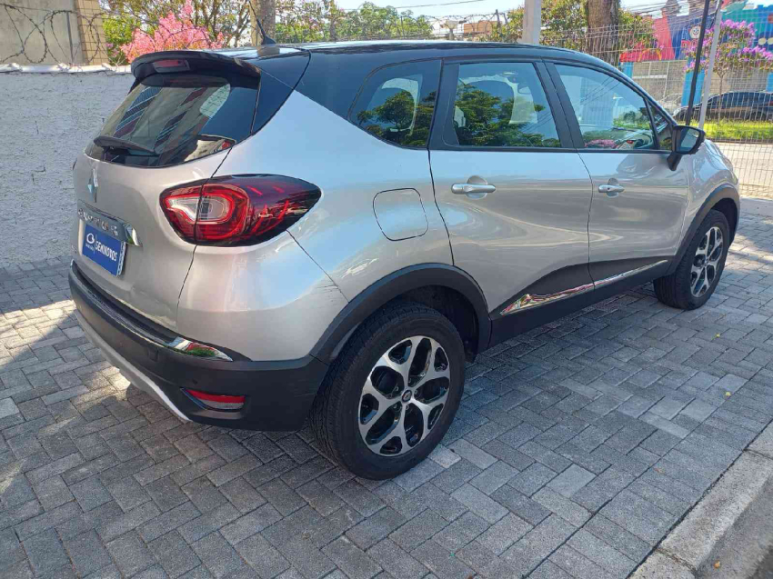 renault captur 1.6 16v sce flex intense x-tronic 4p automatico 20195