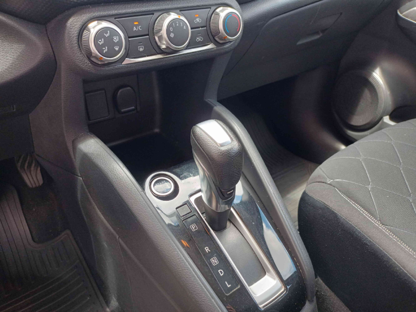 nissan kicks 1.6 16v flexstart sv 4p xtronic flex automatico 201912