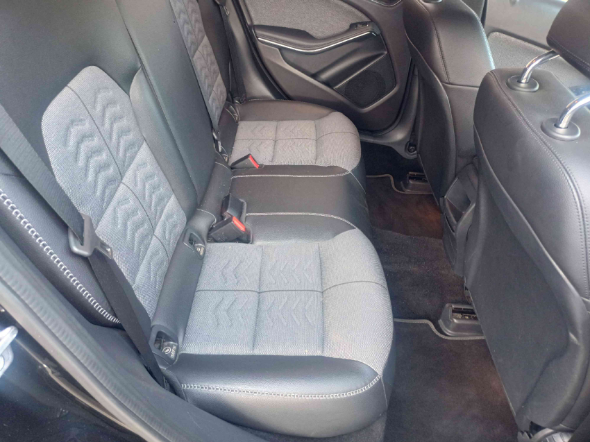 mercedes-benz gla 200 1.3 gci gasolina style 7g-dct 1.6 flex 4p automatico 20207