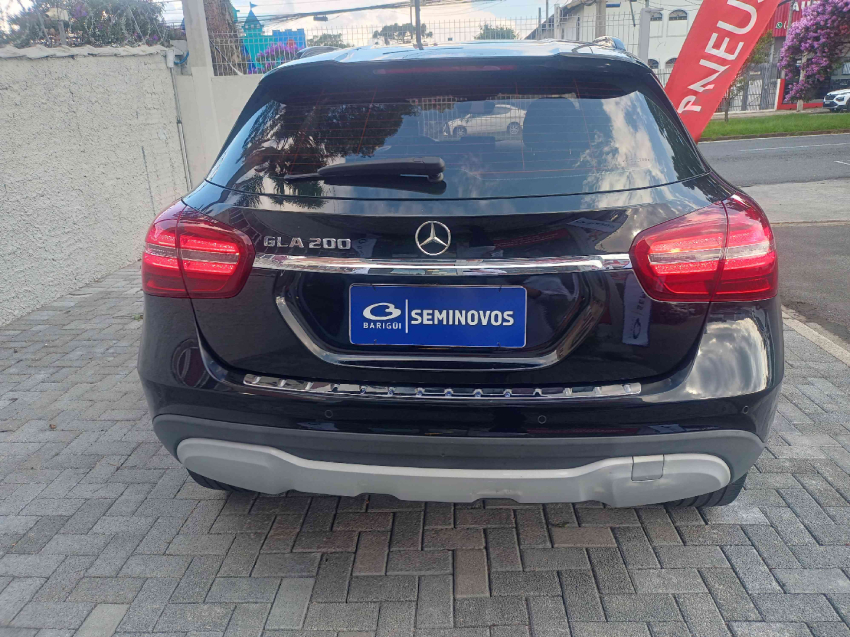 mercedes-benz gla 200 1.3 gci gasolina style 7g-dct 1.6 flex 4p automatico 20204