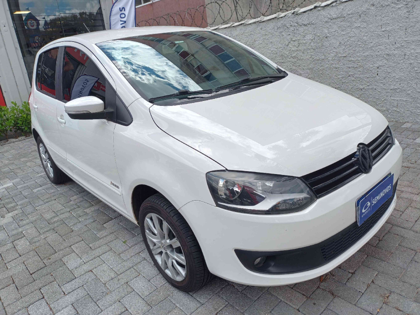 volkswagen fox 1.6 mi 8v flex 4p manual 2013