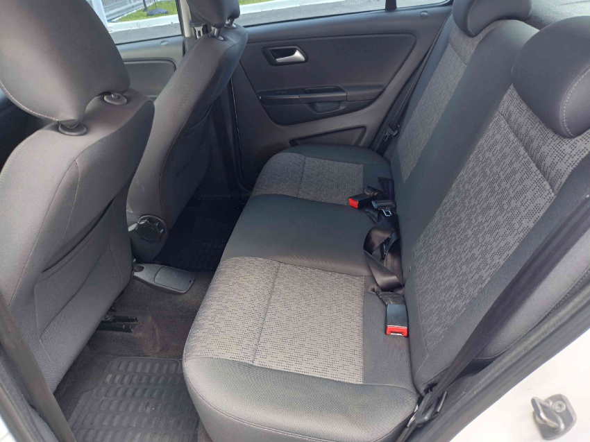 volkswagen fox 1.6 mi 8v flex 4p manual 201311