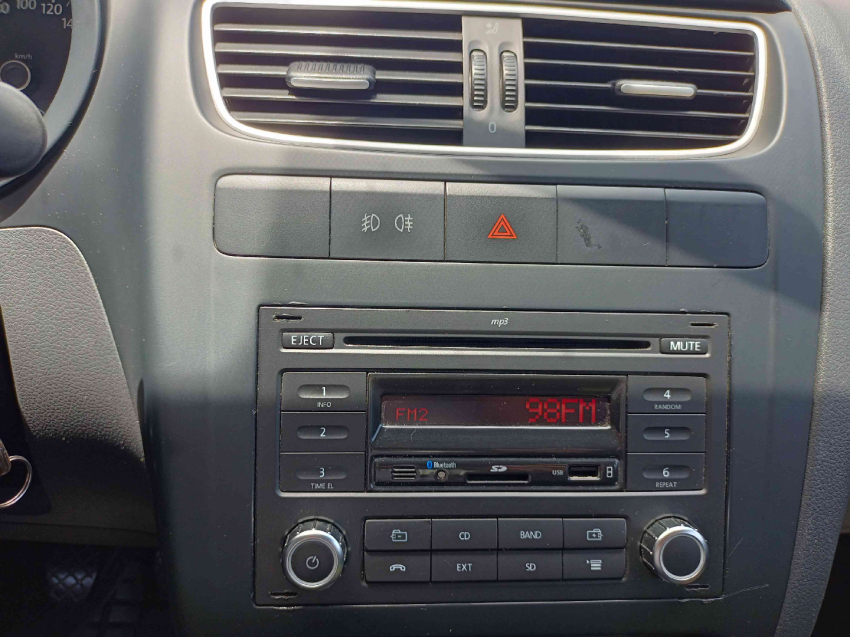 volkswagen fox 1.6 mi 8v flex 4p manual 20138