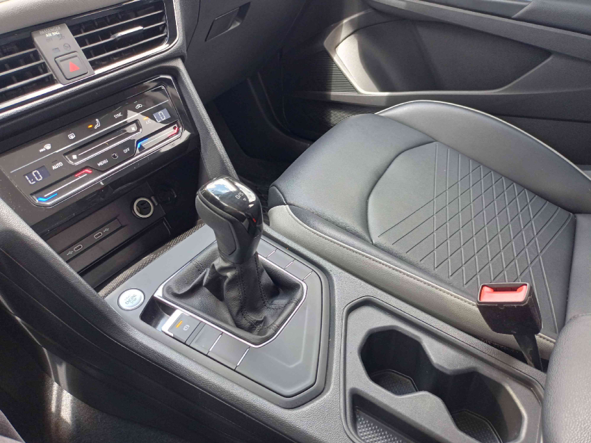 volkswagen taos 1.4 250 tsi total flex comfortline automatico 4p 202315