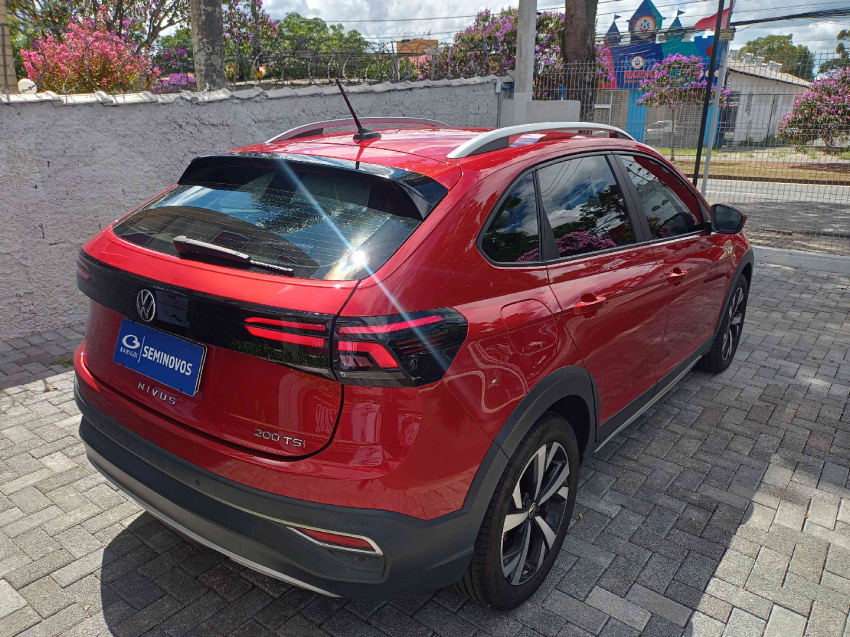 volkswagen nivus 1.0 200 tsi total flex highline automatico 4p 20215