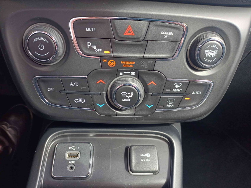 jeep compass 2.0 16v flex longitude automatico 4p 202113