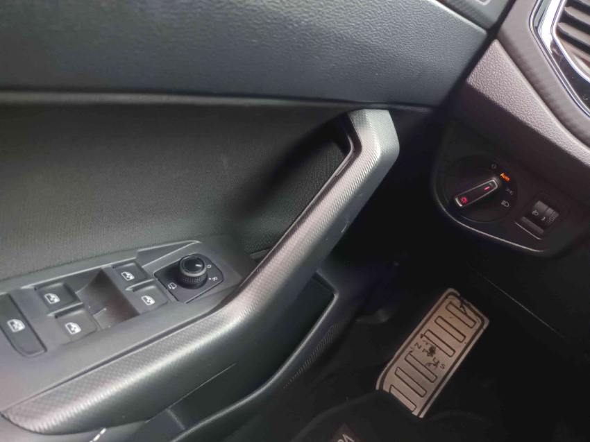 volkswagen nivus 1.0 200 tsi total flex highline automatico 4p 202614