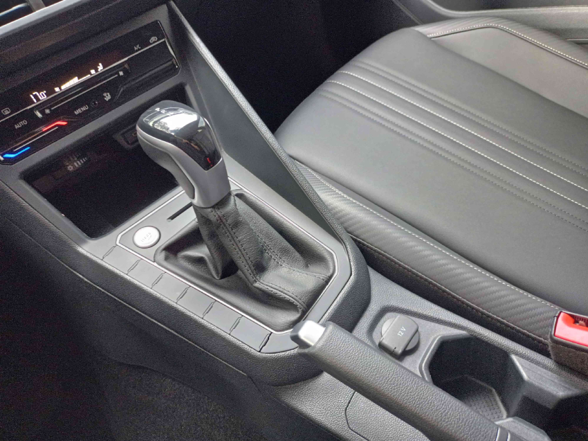 volkswagen nivus 1.0 200 tsi total flex highline automatico 4p 202613