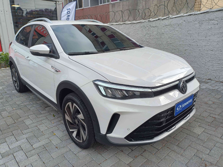 volkswagen nivus 1.0 200 tsi total flex highline automatico 4p 2026