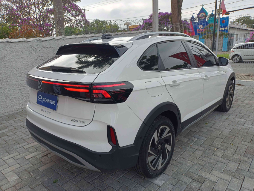 volkswagen nivus 1.0 200 tsi total flex highline automatico 4p 20265