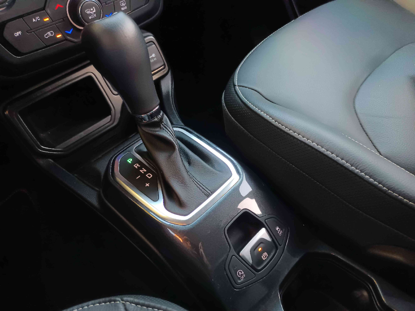 jeep renegade 1.3 t270 turbo flex longitude at6 4p automatico 202414