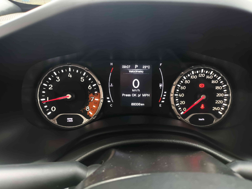 jeep renegade 1.8 16v flex sport 4p automatico 202010