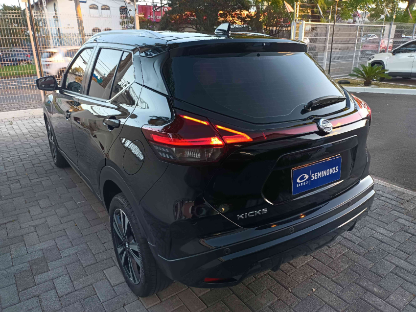 kicks advance 1.6 flex5